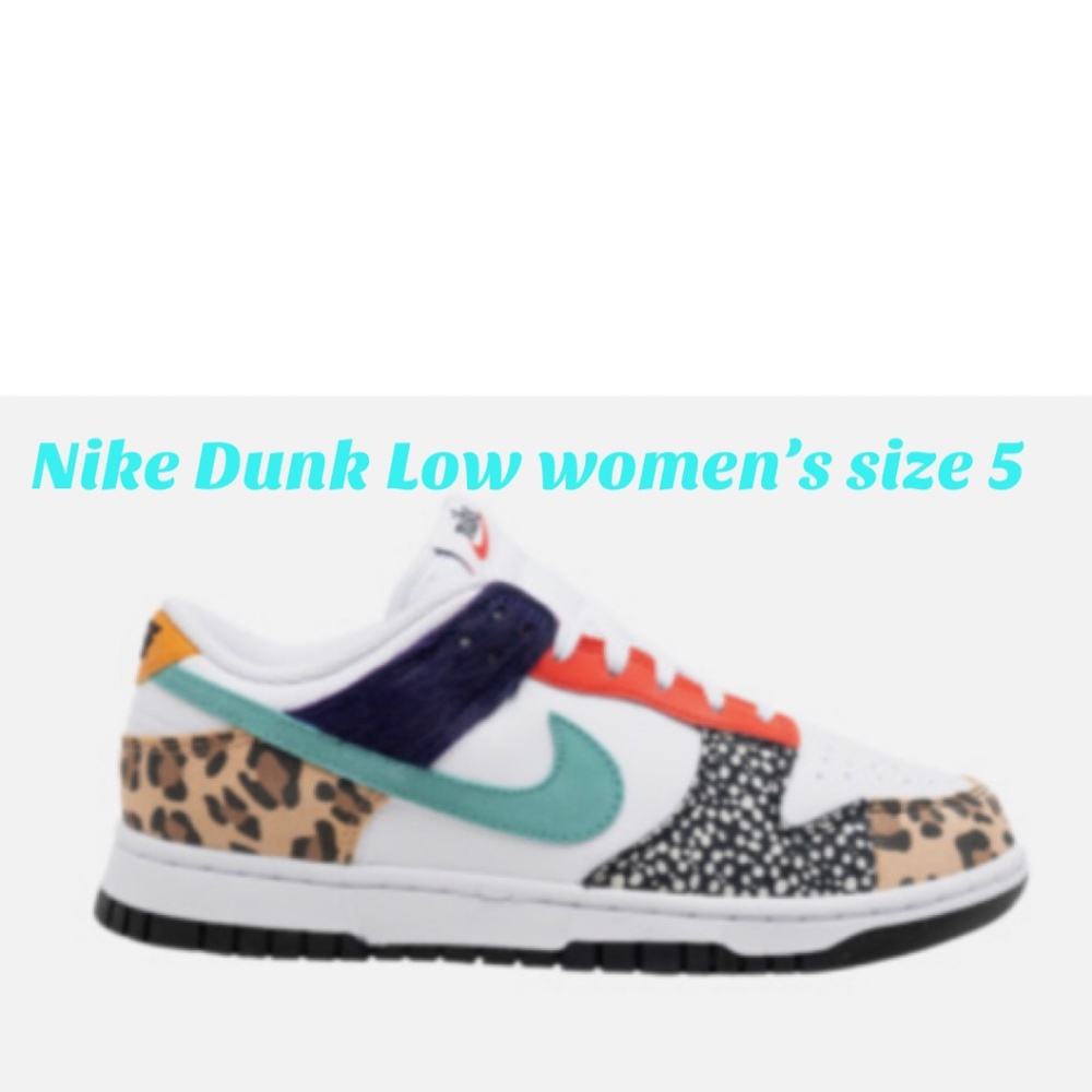 NEW in BOX Nike Dunk Low SE Multicolor size W5